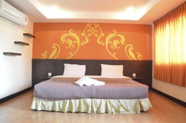 Baan Chalelarn Hotel Hua Hin Room photo