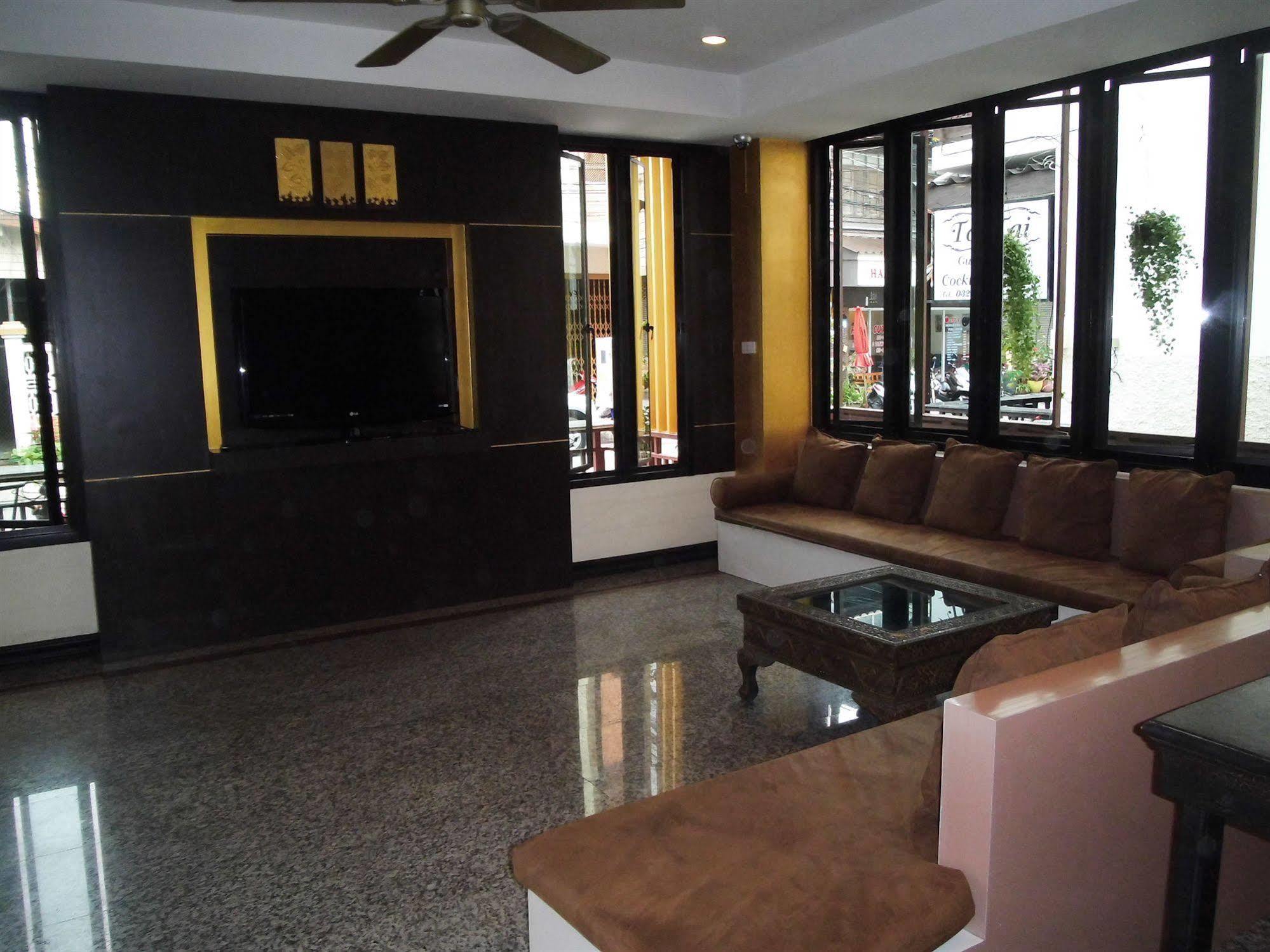 Baan Chalelarn Hotel Hua Hin Exterior photo